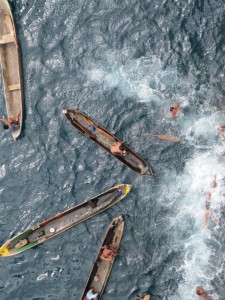 Kuna Indians Diving for Dollars 